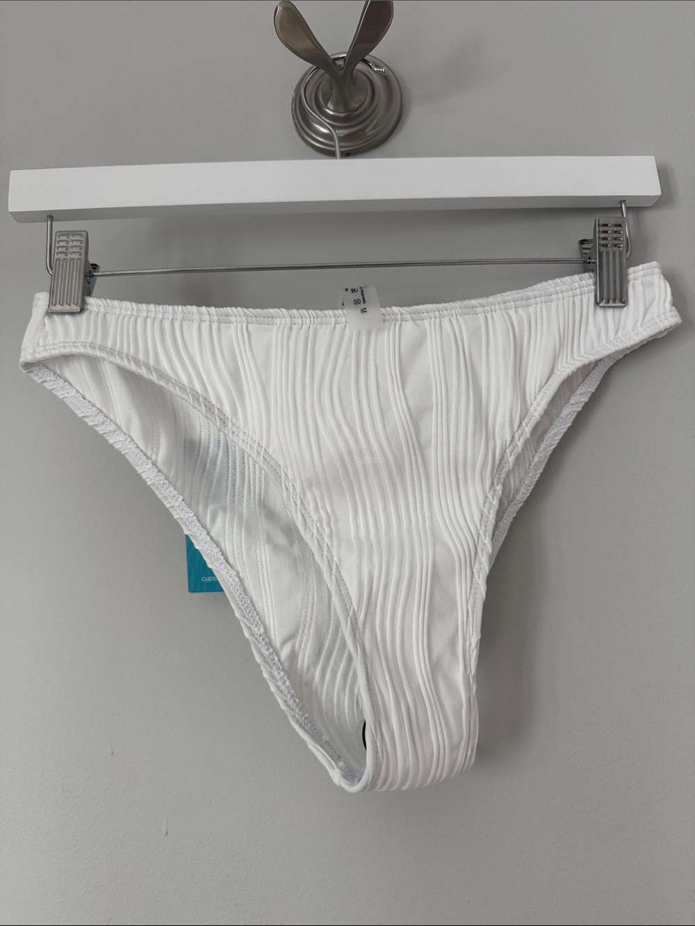 NWT Cupshe White Ruffle Bikini - Picture 2 of 5